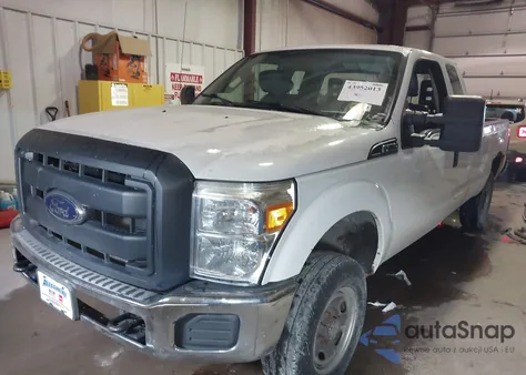 2012 Ford F-250 Xl z USA, uszkodzony, nr VIN 1FT7X2B63CEB99284